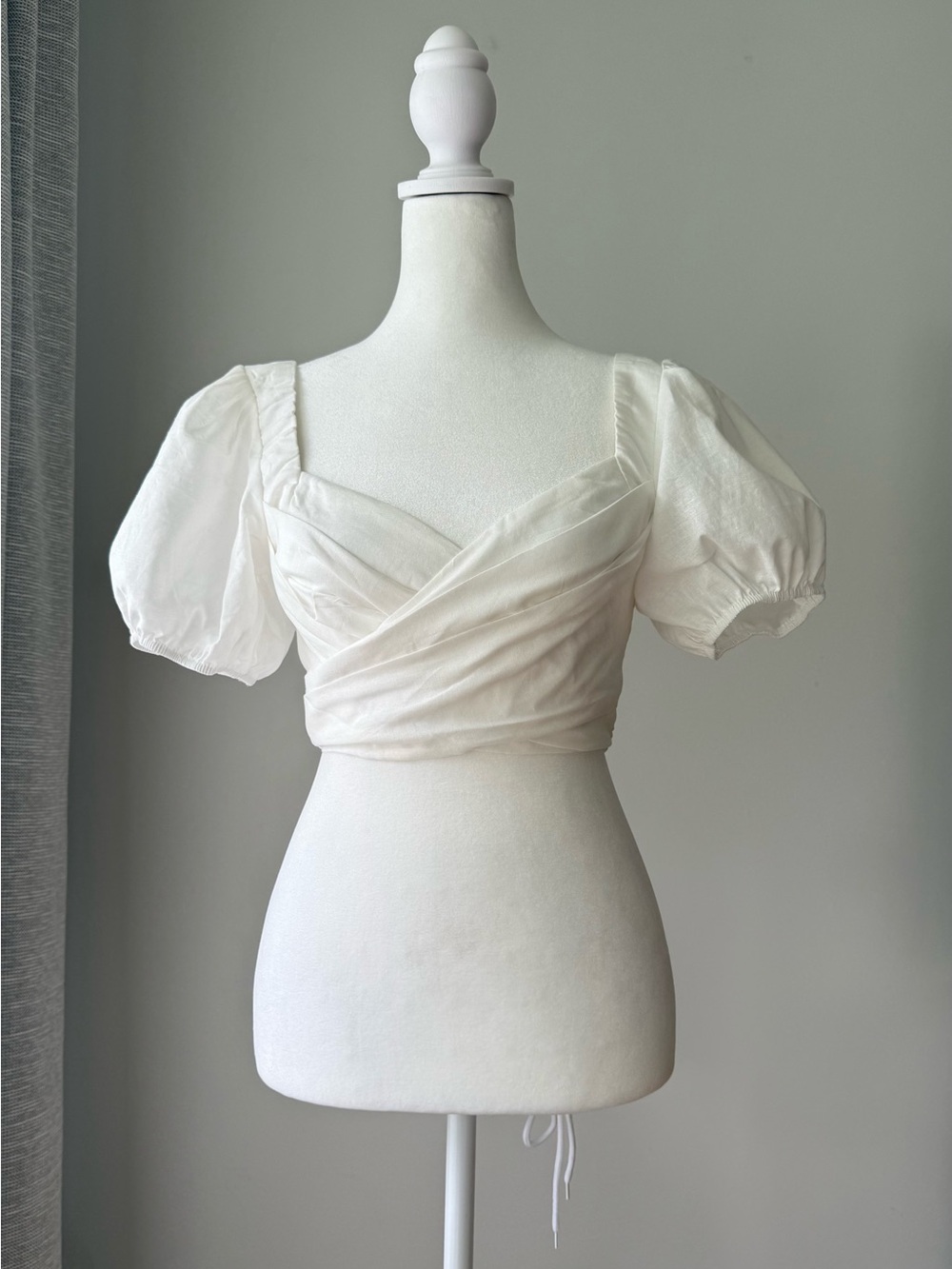 Hello Molly White Linen Blend Puff Sleeve Crop Top XS US 2